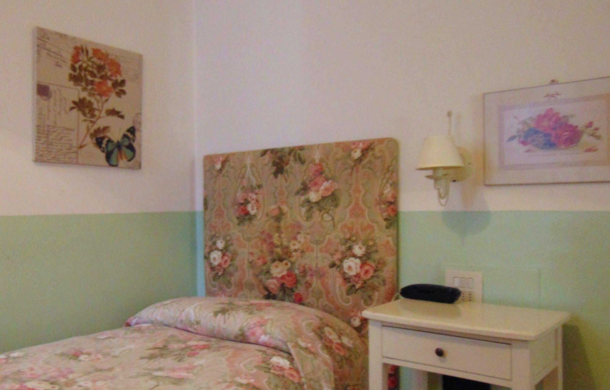 Hotel Il Focolare Тревизо Екстериор снимка